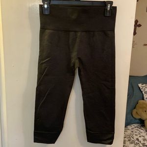 Lululemon size 8 leggings, never worn